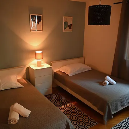 Apartman Marko Polo Апартаменты Сплит